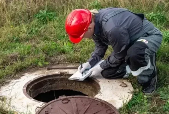 904850592-2898266902